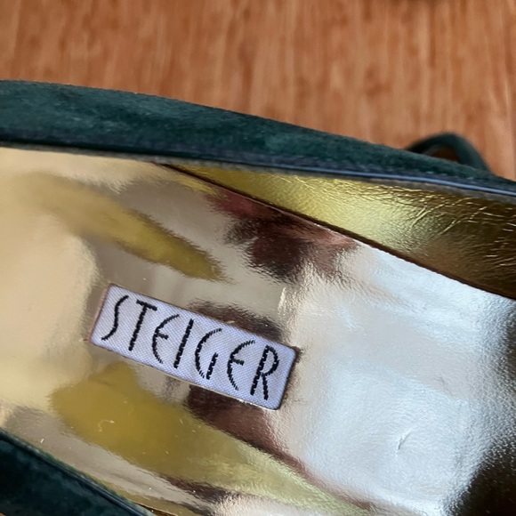 Dark green suede Walter Steiger curved high heels - Picture 8 of 9